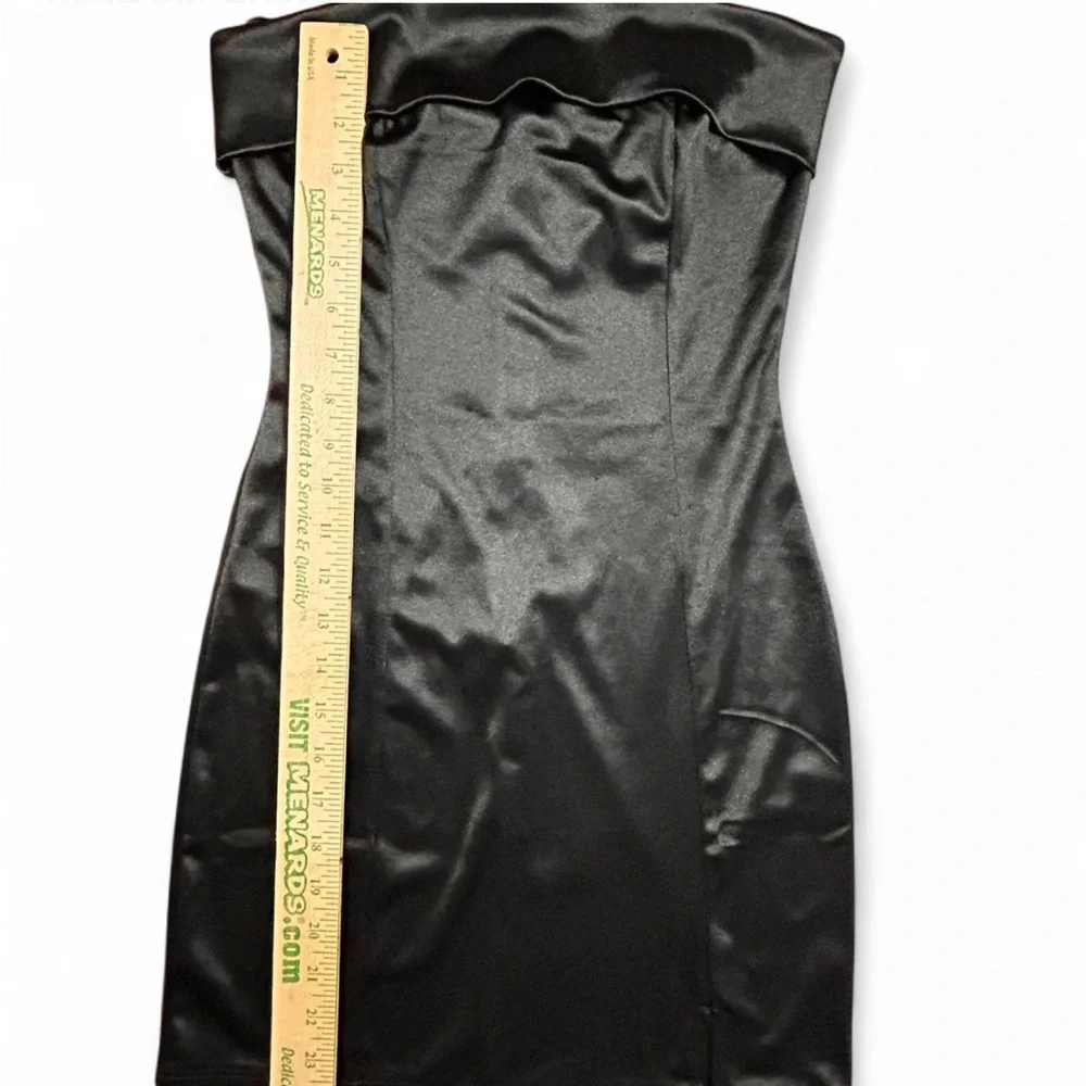 WINDSOR  Black Satin Strapless Mini Dress S, With Elegant Design. Good Condition